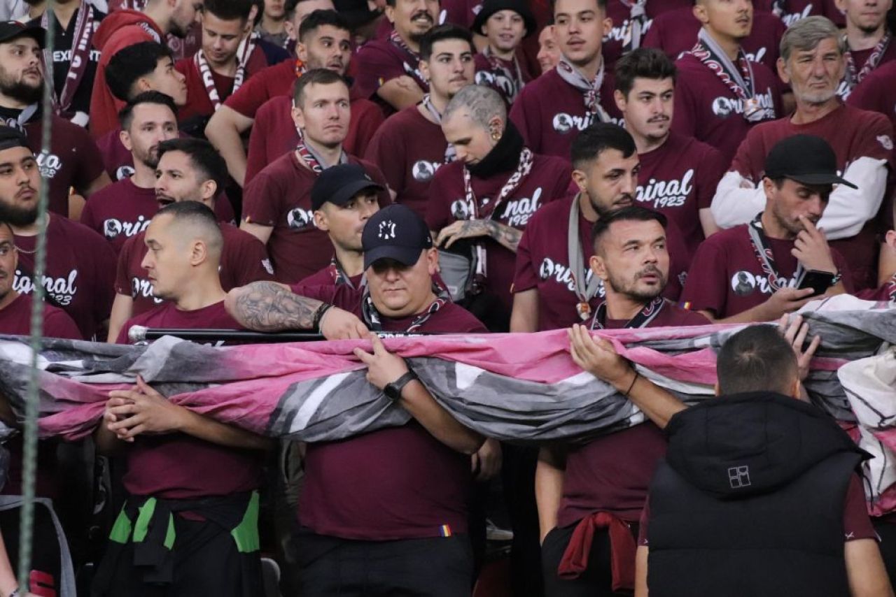 Show în tribune la CSA Steaua - Rapid București! _9