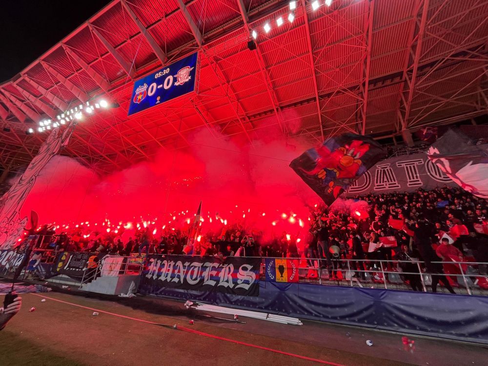 Atmosferă incendiară în Ghencea! Fanii Stelei au pregătit un show pirotehnic pentru derby-ul cu Rapid_13