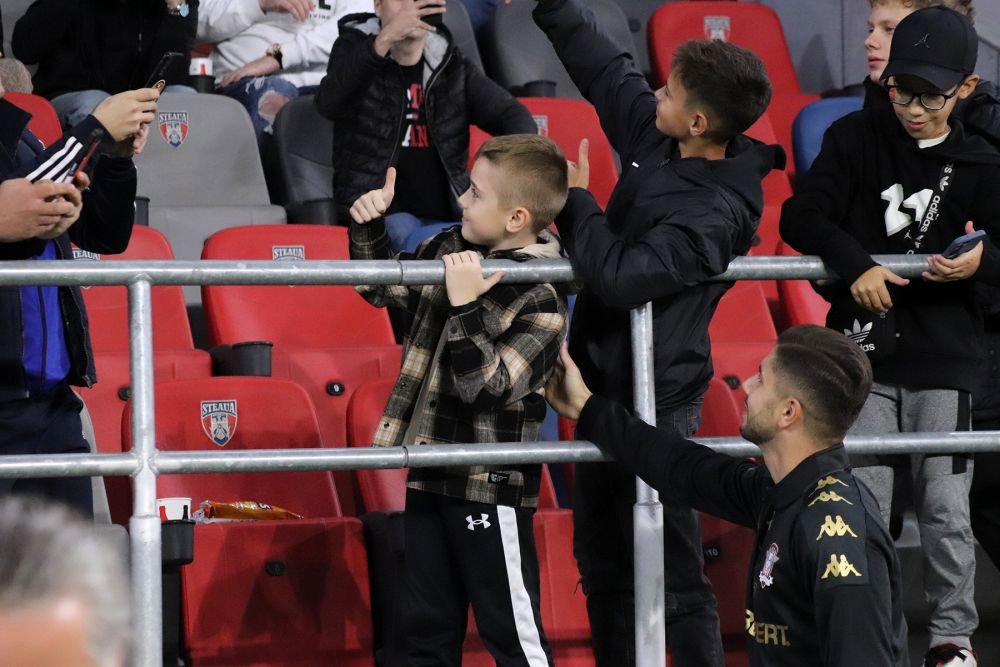 Hallo-win. Derby-ul dintre Steaua și Rapid, în imagini_30