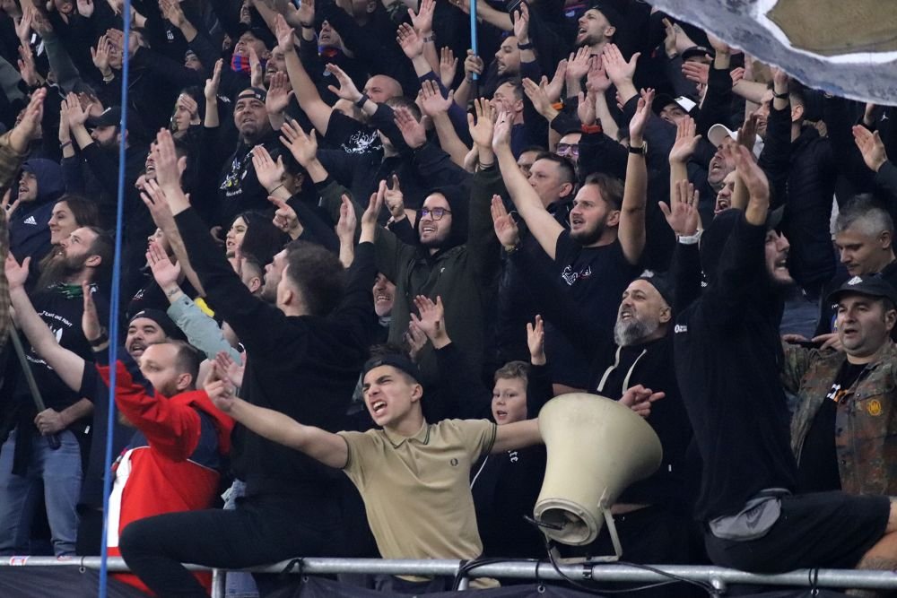 Hallo-win. Derby-ul dintre Steaua și Rapid, în imagini_52