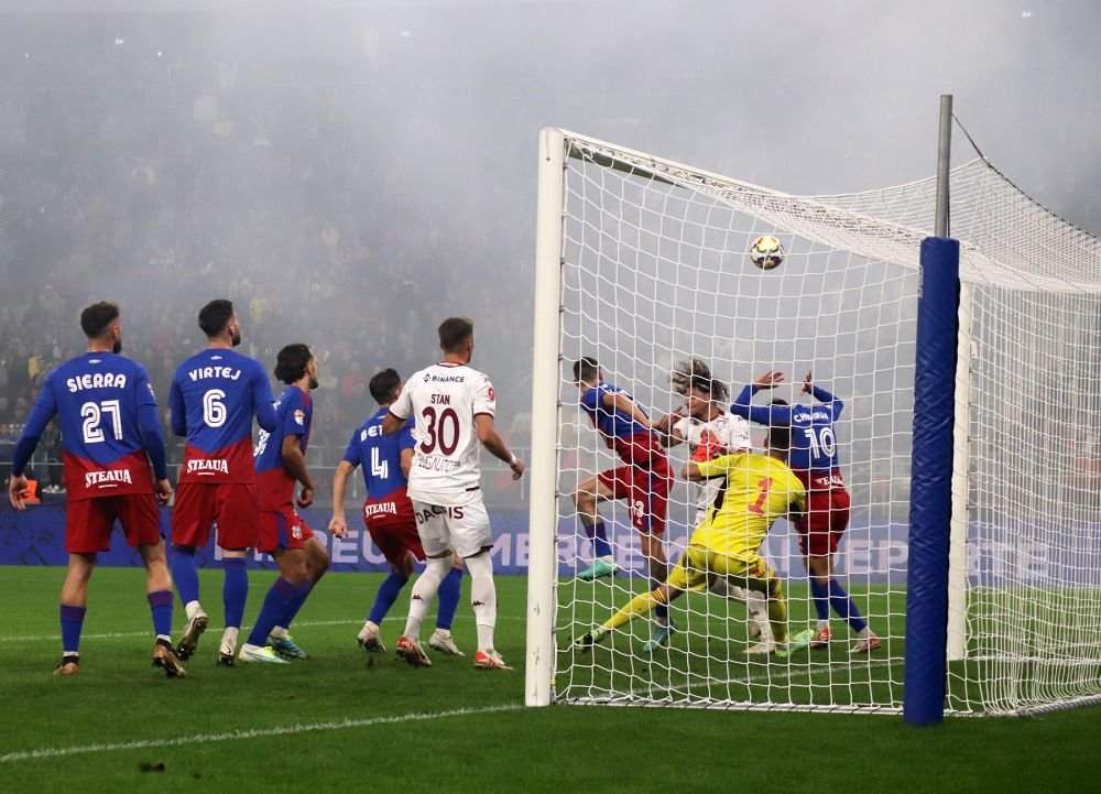 Hallo-win. Derby-ul dintre Steaua și Rapid, în imagini_55