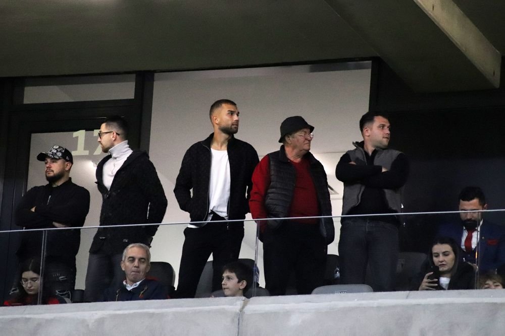 E căpitanul la Dinamo, dar a fost suporter de lux la Steaua - Rapid!_5