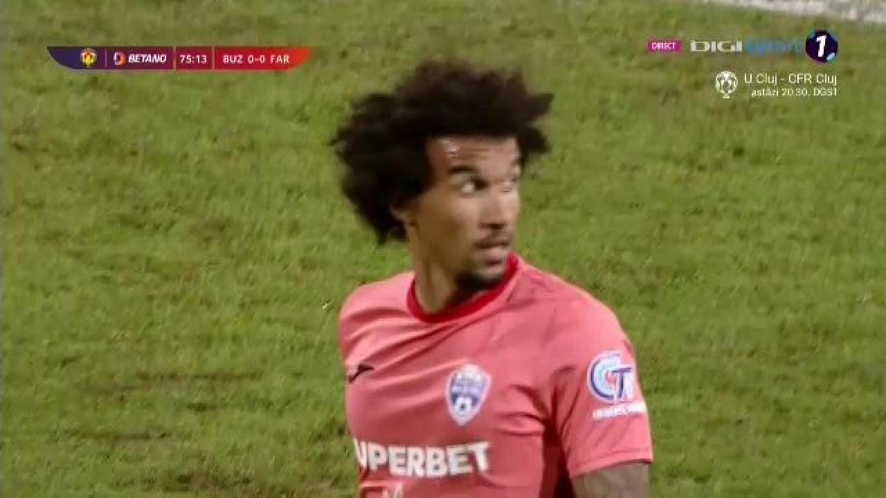Ratarea anului în meciul Gloria Buzău - Farul! Peste poartă din doi metri_11