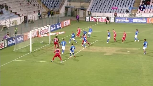 Ratarea anului în meciul Gloria Buzău - Farul! Peste poartă din doi metri_13