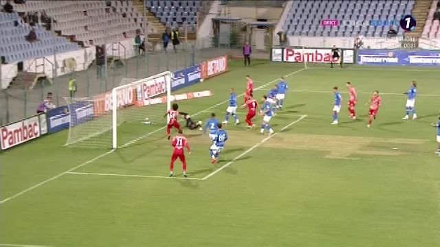 Ratarea anului în meciul Gloria Buzău - Farul! Peste poartă din doi metri_16