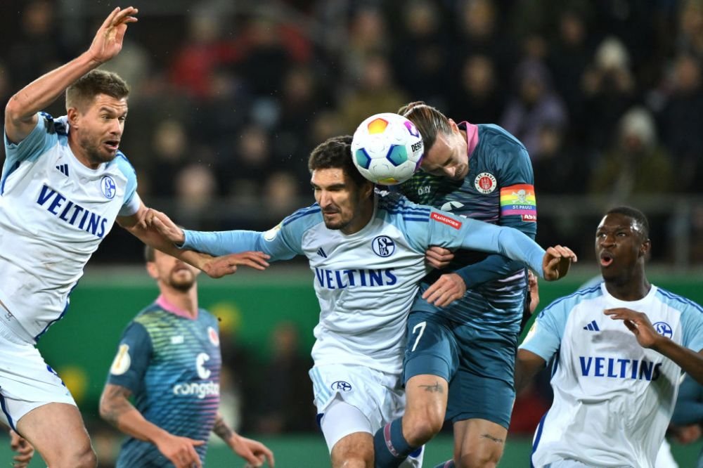 Dezastru pentru Schalke! Fosta semifinalistă a Ligii Campionilor poate retrograda în liga a treia_3