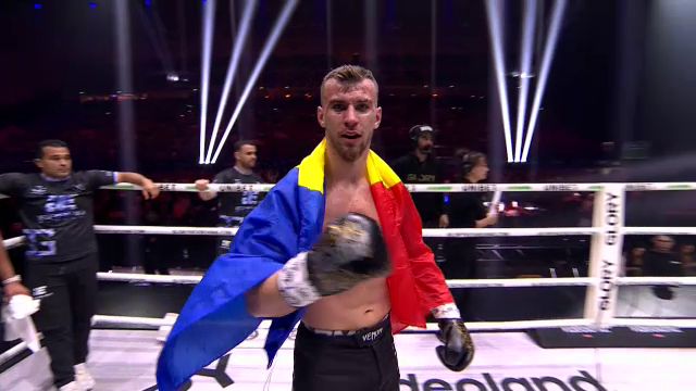 K.O. spectaculos al lui Ștefan Lătescu în gala Glory! Cum și-a doborât adversarul _8