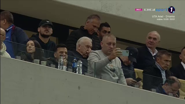 Anghel Iordănescu, VIP la FCSB - Rapid București_17
