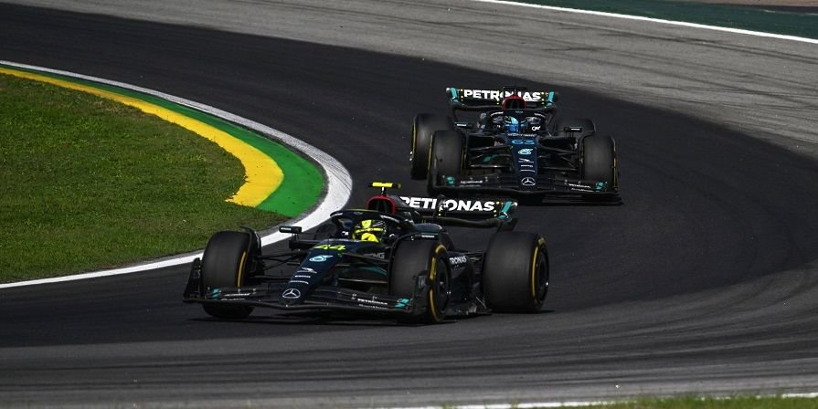 Prestație lamentabilă pentru Mercedes și Ferrari &icirc;n MP al Braziliei. 6 piloți au abandonat la Interlagos