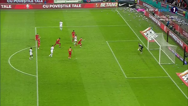 Jayson Papeau a zguduit defensiva FCSB-ului și a redus Arena Națională la tăcere cu un gol splendid_6