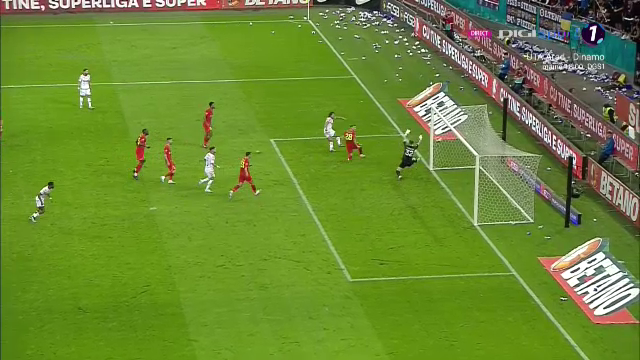 Jayson Papeau a zguduit defensiva FCSB-ului și a redus Arena Națională la tăcere cu un gol splendid_10