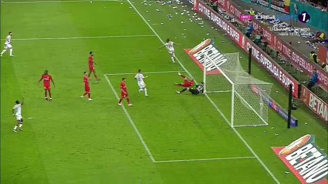 Jayson Papeau a zguduit defensiva FCSB-ului și a redus Arena Națională la tăcere cu un gol splendid_16