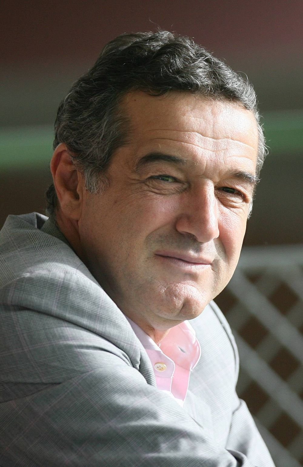Premianții lui Becali: 