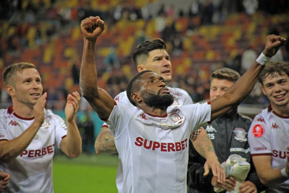 Un strigăt din vechea Troie, pe Arena Națională. Rapidiștii au sărbătorit cu fanii, după victoria cu FCSB_44