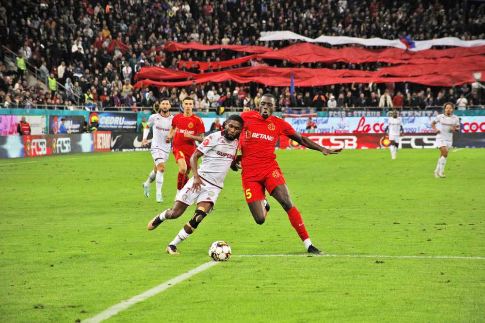 Un fost jucător de la FCSB pune tunurile pe fundașii lui Becali: Dacă &icirc;i dădeai telefonul &icirc;ți făcea o poză