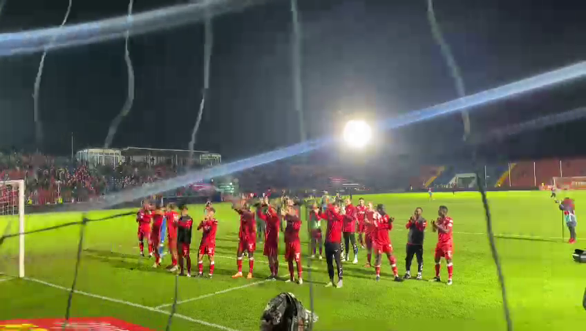 Imaginile bucuriei la Arad, după ce UTA a învins-o pe Dinamo București în prelungiri_13