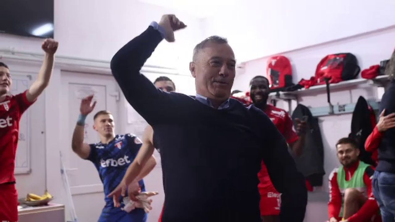 Explozie de bucurie după UTA - Dinamo! Mircea Rednic a fost sufletul petrecerii în vestiar_8