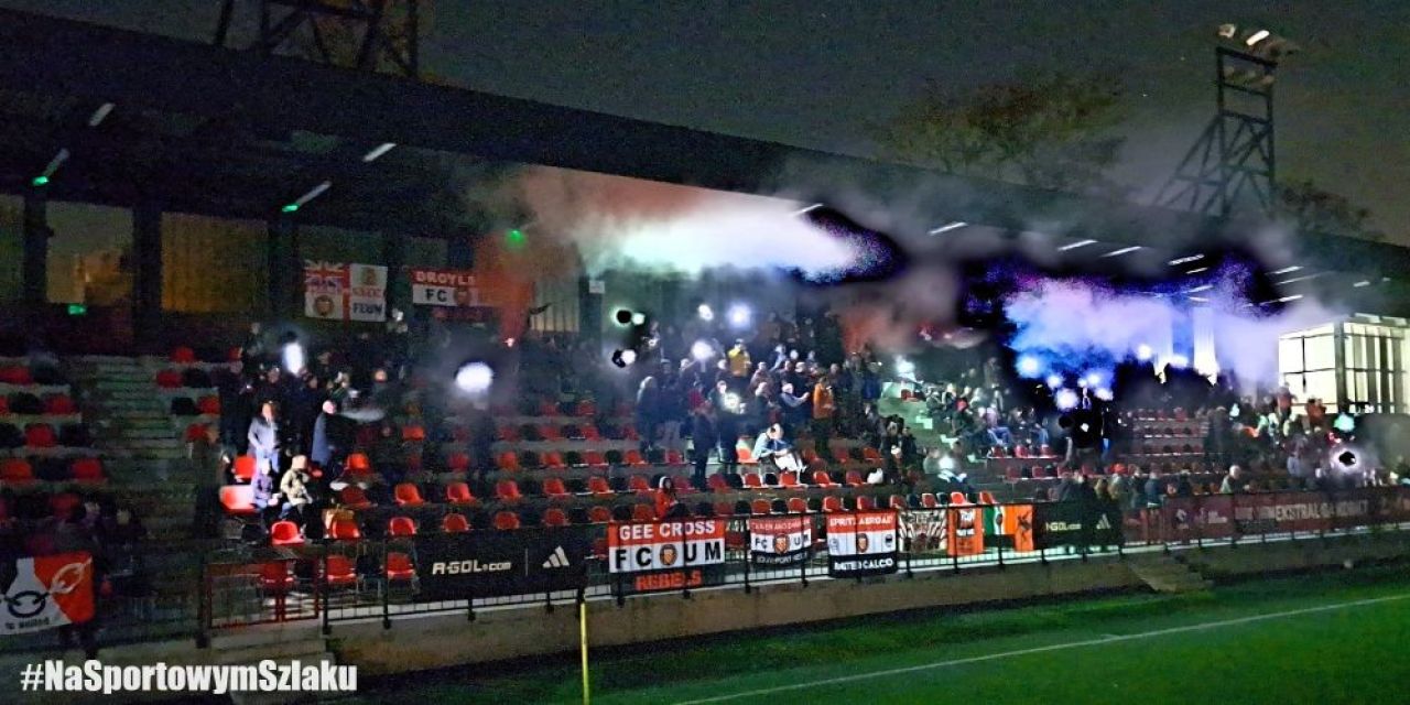Echipa fondată de un român din Polonia a jucat cu United of Manchester: au început luni, au încheiat marți la prânz!_10