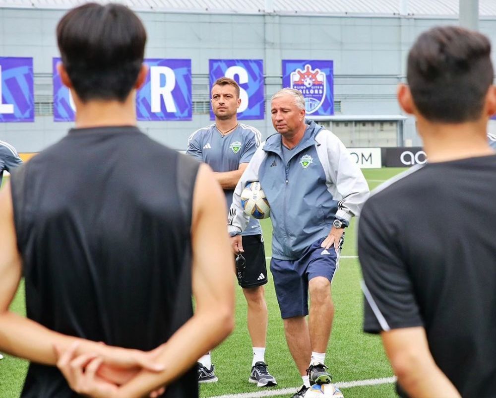 Dorin Goian e dur la adresa lui Dan Petrescu_18