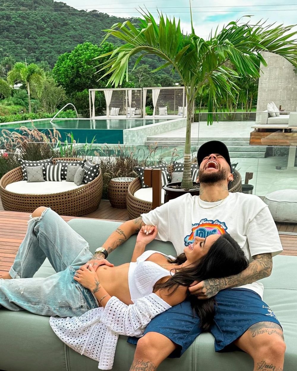 Reacția lui Neymar după ce s-a încercat răpirea fiicei și iubitei: 