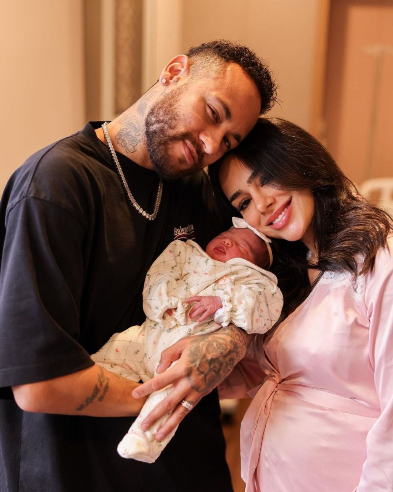 Reacția lui Neymar după ce s-a încercat răpirea fiicei și iubitei: