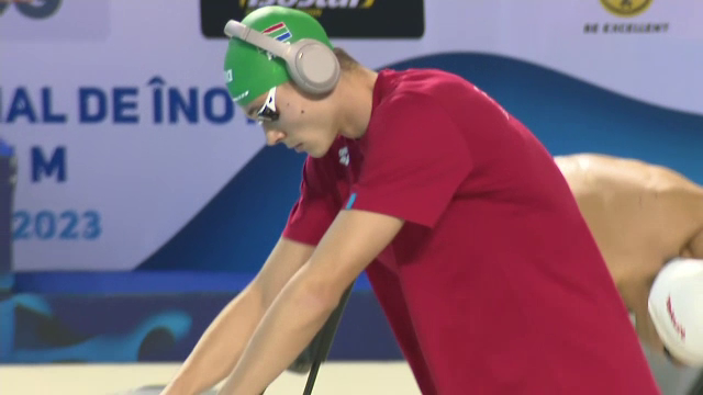 „Nu am de gând să concurez pentru Africa de Sud!” David Popovici, pus pe glume după ce a luat medalia de aur la Campionatul Național de Înot în bazin scurt _5