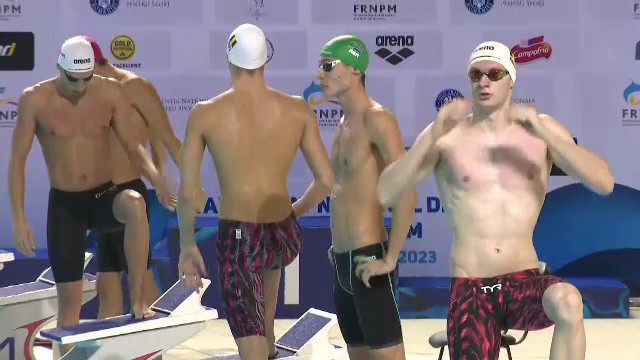 „Nu am de gând să concurez pentru Africa de Sud!” David Popovici, pus pe glume după ce a luat medalia de aur la Campionatul Național de Înot în bazin scurt _12