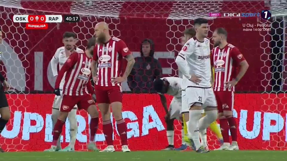 VAR și-amar! Meciul Sepsi OSK - Rapid a fost întrerupt câteva minute din cauza problemelor cu arbitrajul video_6