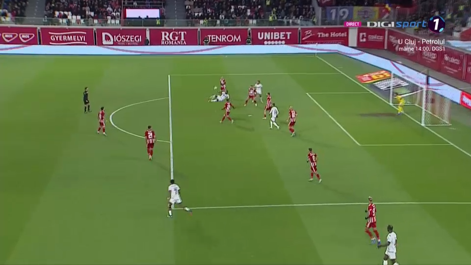 A fost la o bară de un debut spectaculos! Juvhel Tsoumou, execuție spectaculoasă din foarfecă în meciul cu Sepsi OSK_8