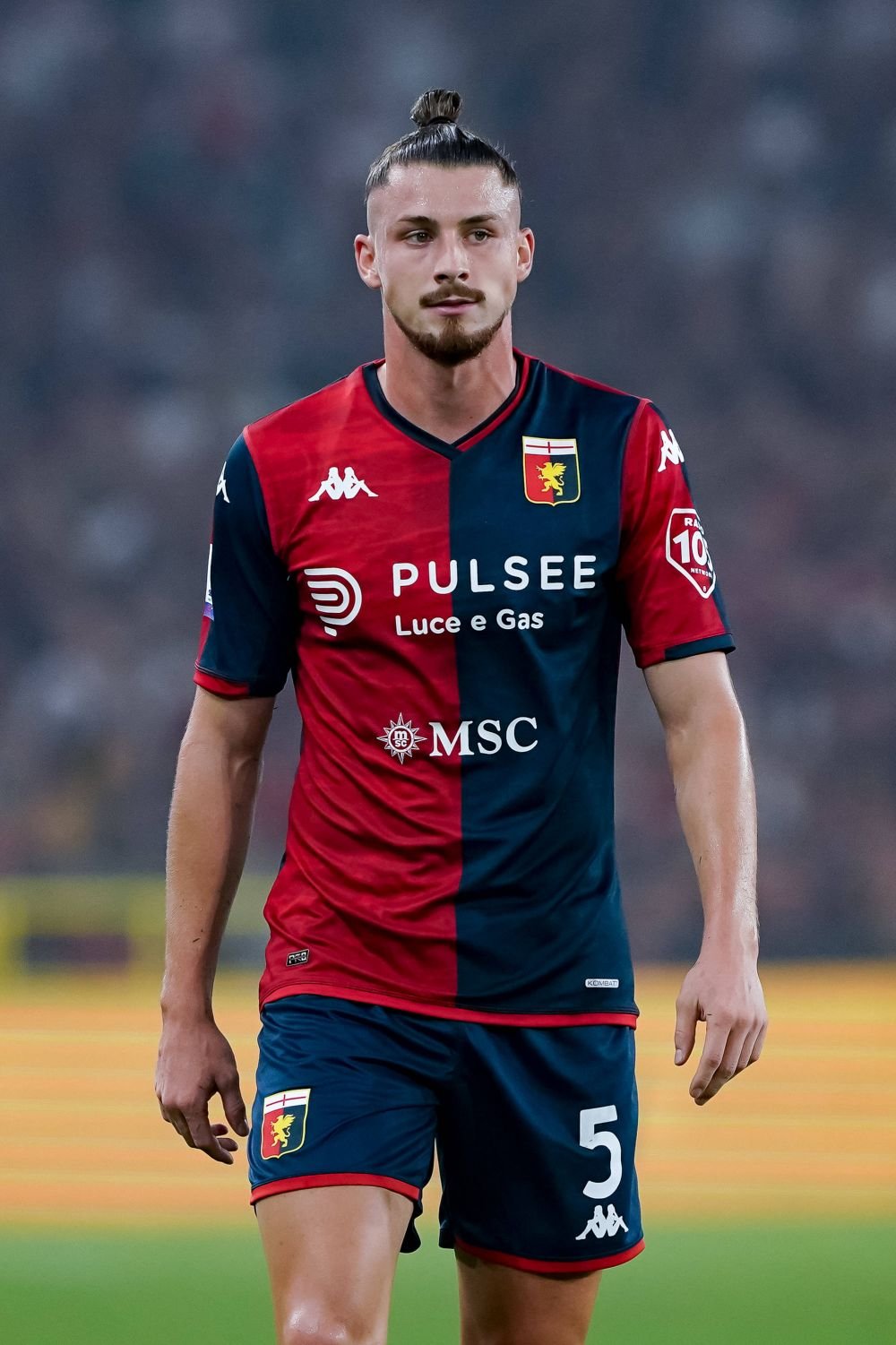 Radu Drăgușin rămâne cu picioarele pe pământ după primul gol marcat în Serie A. Cui i-a dedicat reușita și cele două nume mari de la care 