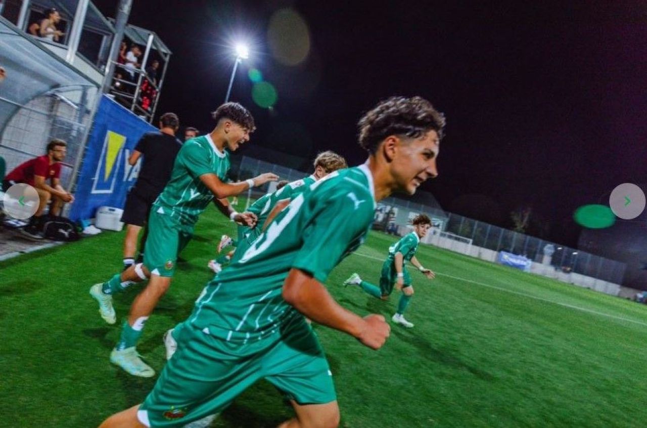 ”Decarul” român de la Rapid Viena prezentat în exclusivitate de Sport.ro, convocat la naționala Austriei! Marco-Barb Dudan își începe aventura la ”Das Team”_2