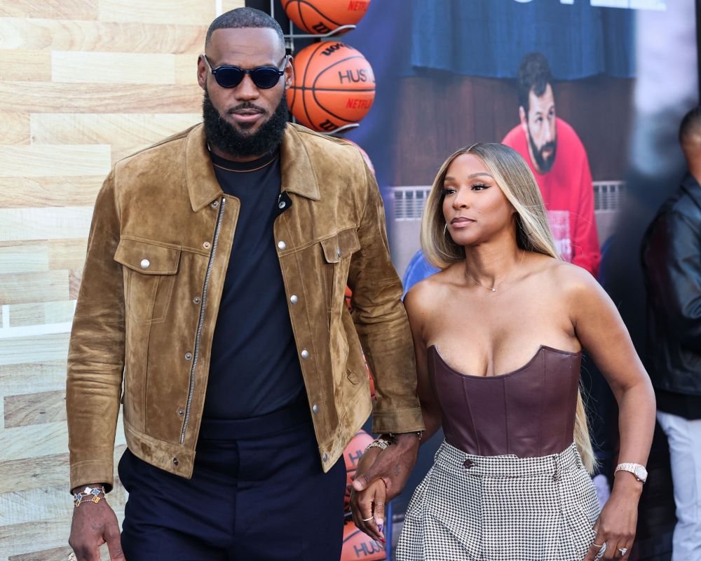 Cine a câștigat în ”războiul stelelor” din NBA, LeBron James vs Kevin Durant + nebunie cu 270 de puncte în meciul lui Luka Doncic!_8