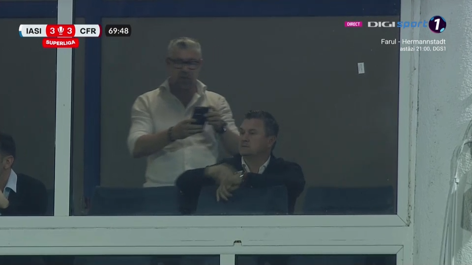 Cristi Balaj nu s-a abținut! Cum a reacționat după ce a fost anulat golul lui Bîrligea, în urma analizei arbitrajului video_5