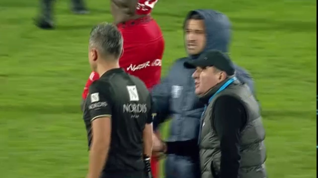 Hagi, eliminat și suspendat! Ce s-a întâmplat imediat după Farul - Hermannstadt_5