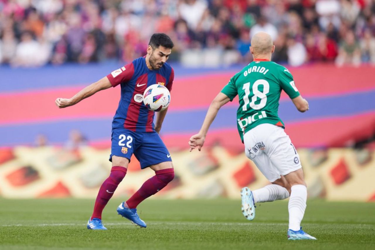 FC Barcelona - Deportivo Alaves 2-1 | Ianis Hagi nu a putut schimba soarta partidei, iar oaspeții au pierdut în deplasare_1