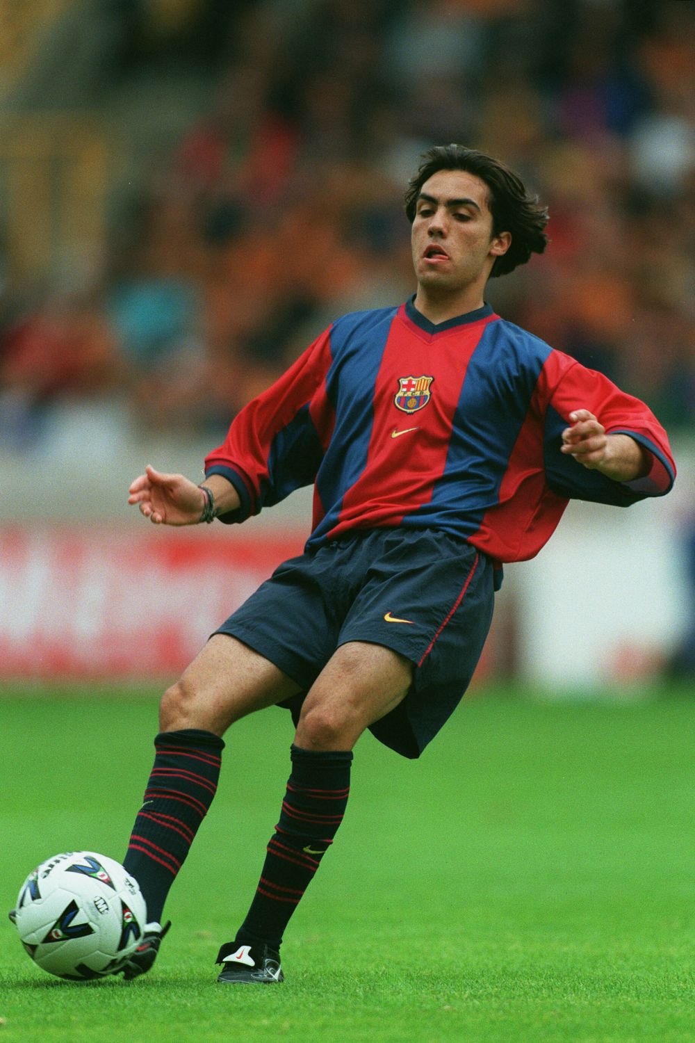 Cătălin Oprișan scrie despre vedeta cu UN meci la FC Barcelona. Xavi: 