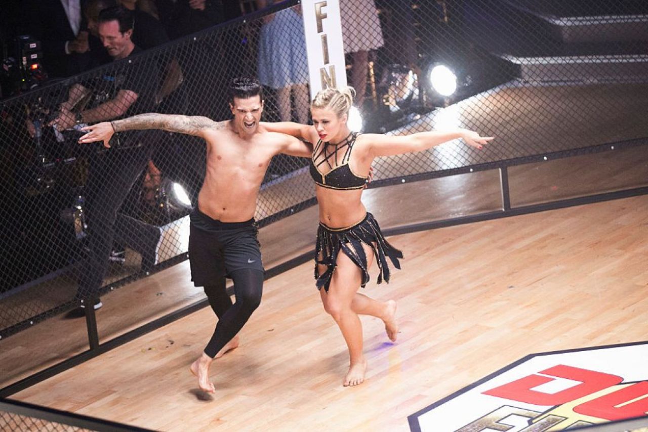 Cea mai sexy luptătoare din MMA a câștigat în 24 de ore mai mult decât în toată cariera sportivă!_20