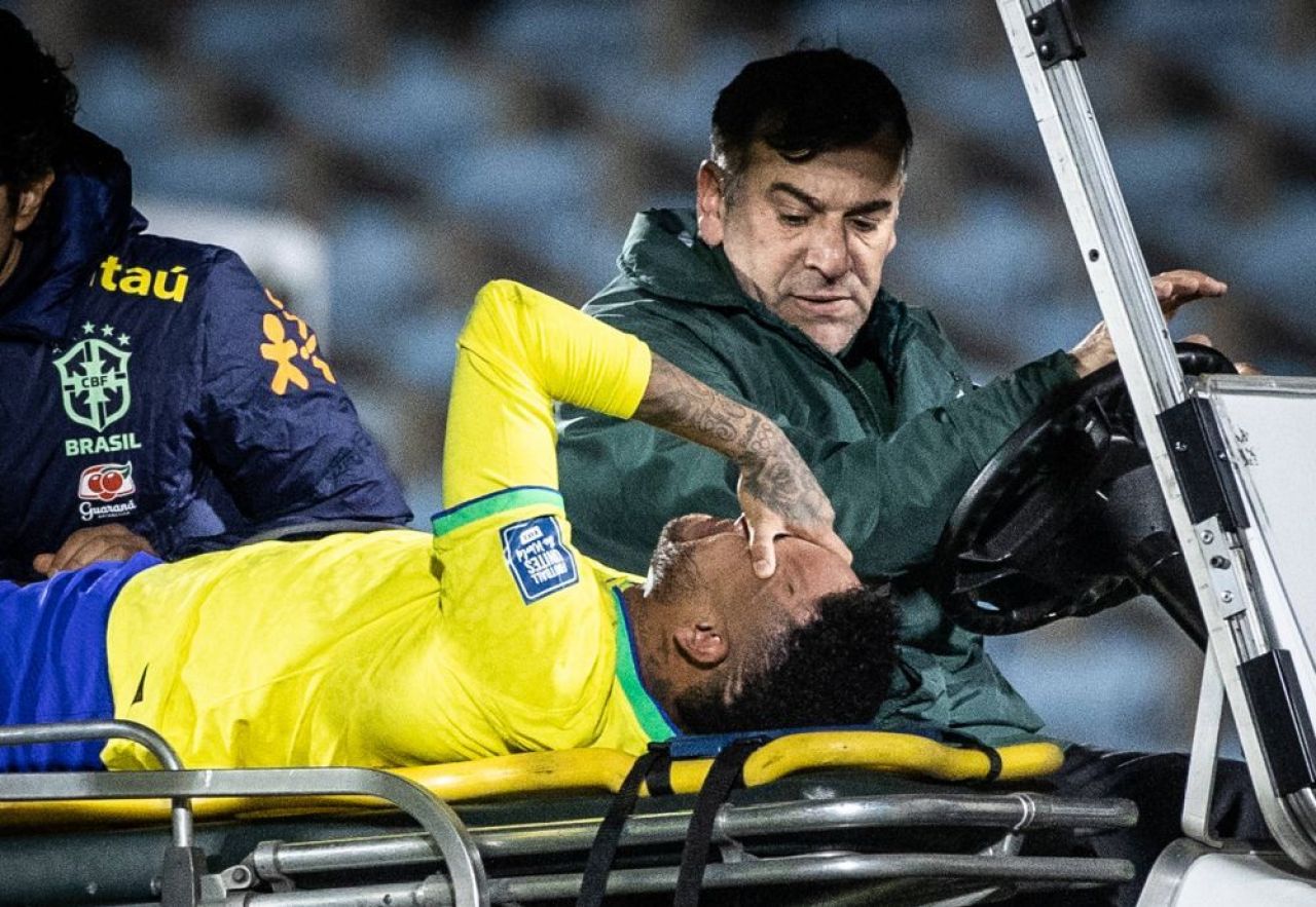 Ultimele vești despre accidentarea gravă lui Neymar! Ce se întâmplă după operația la genunchi_1
