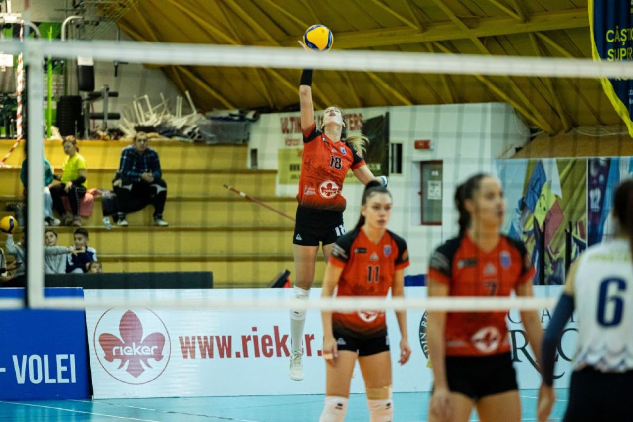 Minunatele fete de la CSM Lugoj continuă cursa pentru o nouă finală în Challenge Cup!_5