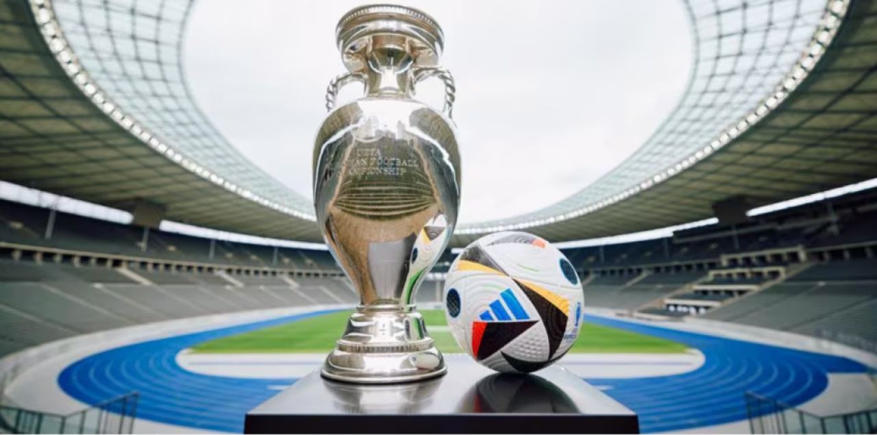 Cu ea să jucăm la Euro 2024! UEFA a prezentat mingea oficială de la turneul final al Campionatului European_1