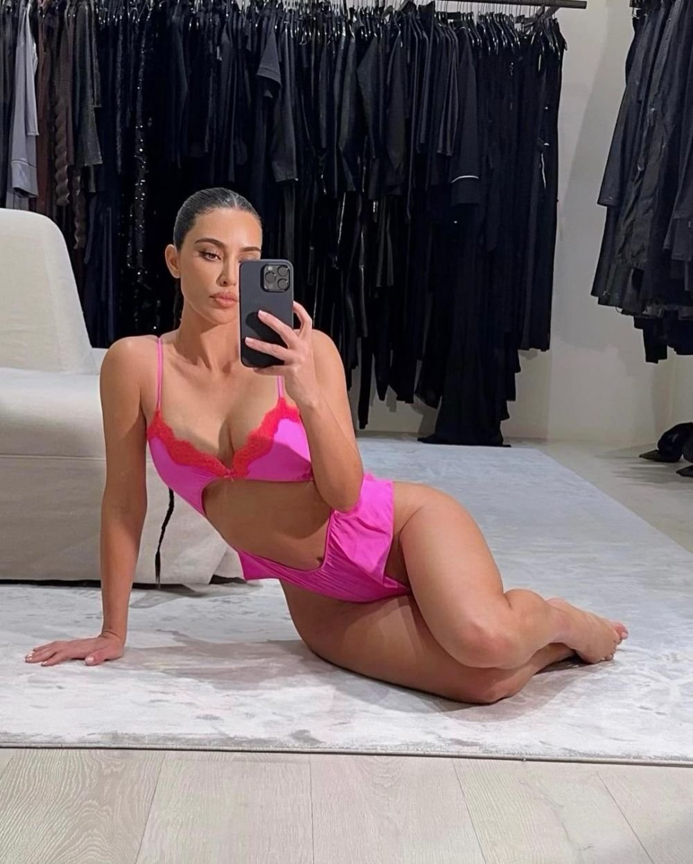 „M-am speriat al dracului de tare!” Kim Kardashian, despre momentul în care l-a întâlnit pe starul fotbalului mondial _55