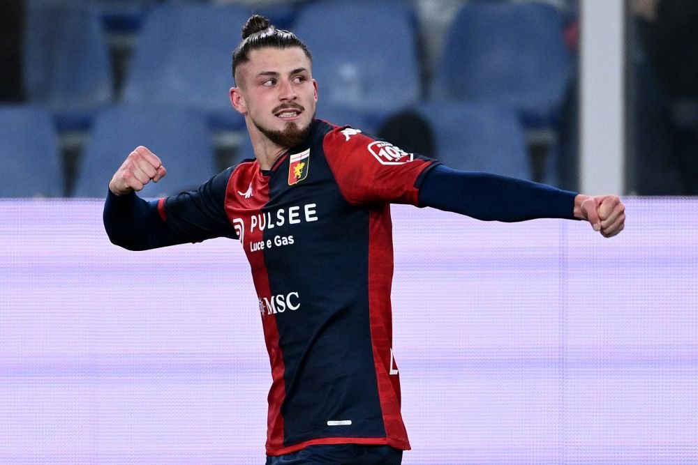S-a aflat! Cei doi &rdquo;giganți&rdquo; din Premier League care se bat pentru transferul lui Radu Drăgușin