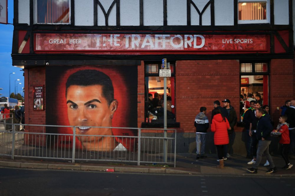 Cristiano Ronaldo, șters dintr-un pub din Manchester! Cu cine a fost &icirc;nlocuit&nbsp;