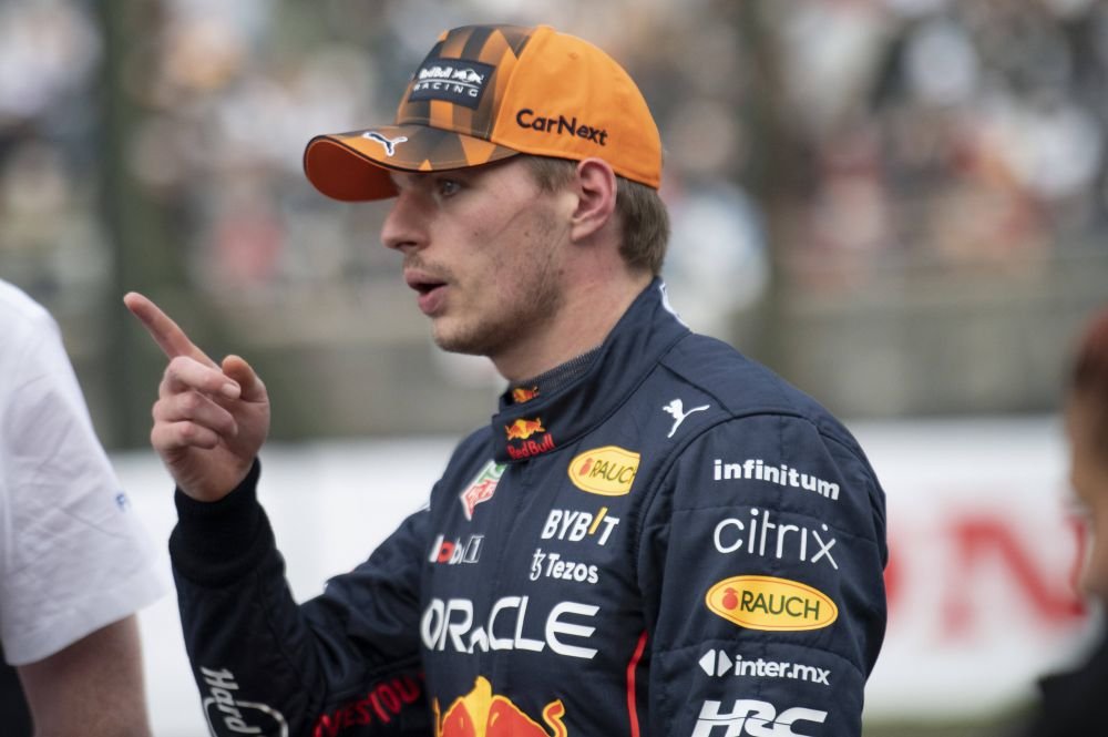 Un român s-a luat 'la întrecere' cu Max Verstappen_2