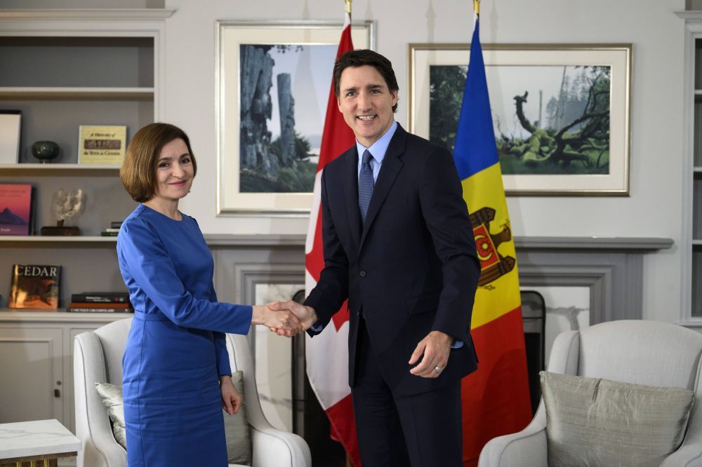 Maia Sandu pe stadion: ”Hai, Moldova!” vs Klaus Iohannis în Zanzibar_11