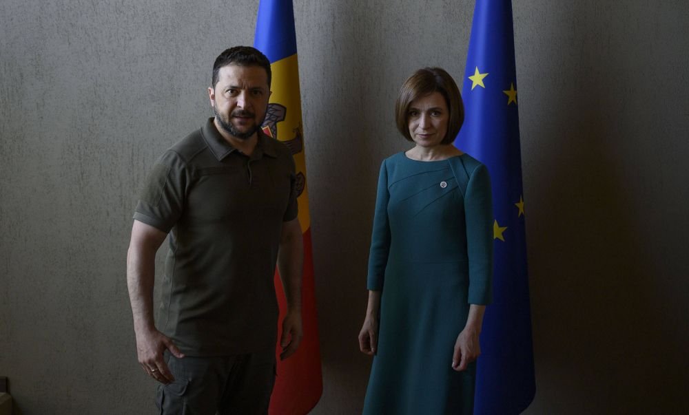 Maia Sandu pe stadion: ”Hai, Moldova!” vs Klaus Iohannis în Zanzibar_14
