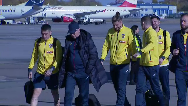 „Tricolorii” au ajuns în țară! Răzvan Burleanu, primul care a coborât din avion_10