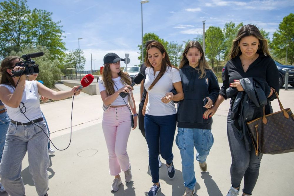 Dani Alves și-a dat în judecată fosta soție! Femeia l-a vizitat de câteva ori la închisoare _6