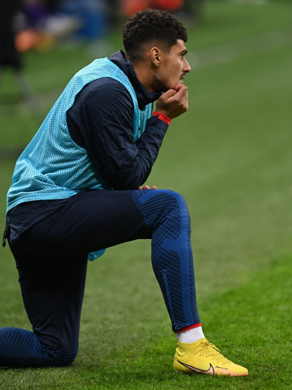 Generația de Aur vs. 'Lupii tineri