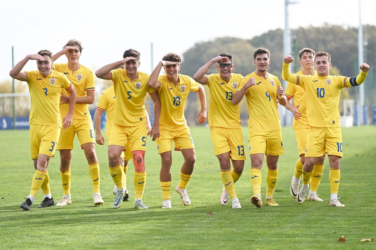 România U17 - Estonia U17 3-0, CALIFICARE pentru Euro! FRF s-a luptat puțin și cu gramatica: ”De la aceiași oră are loc Franța - Norvegia”_1